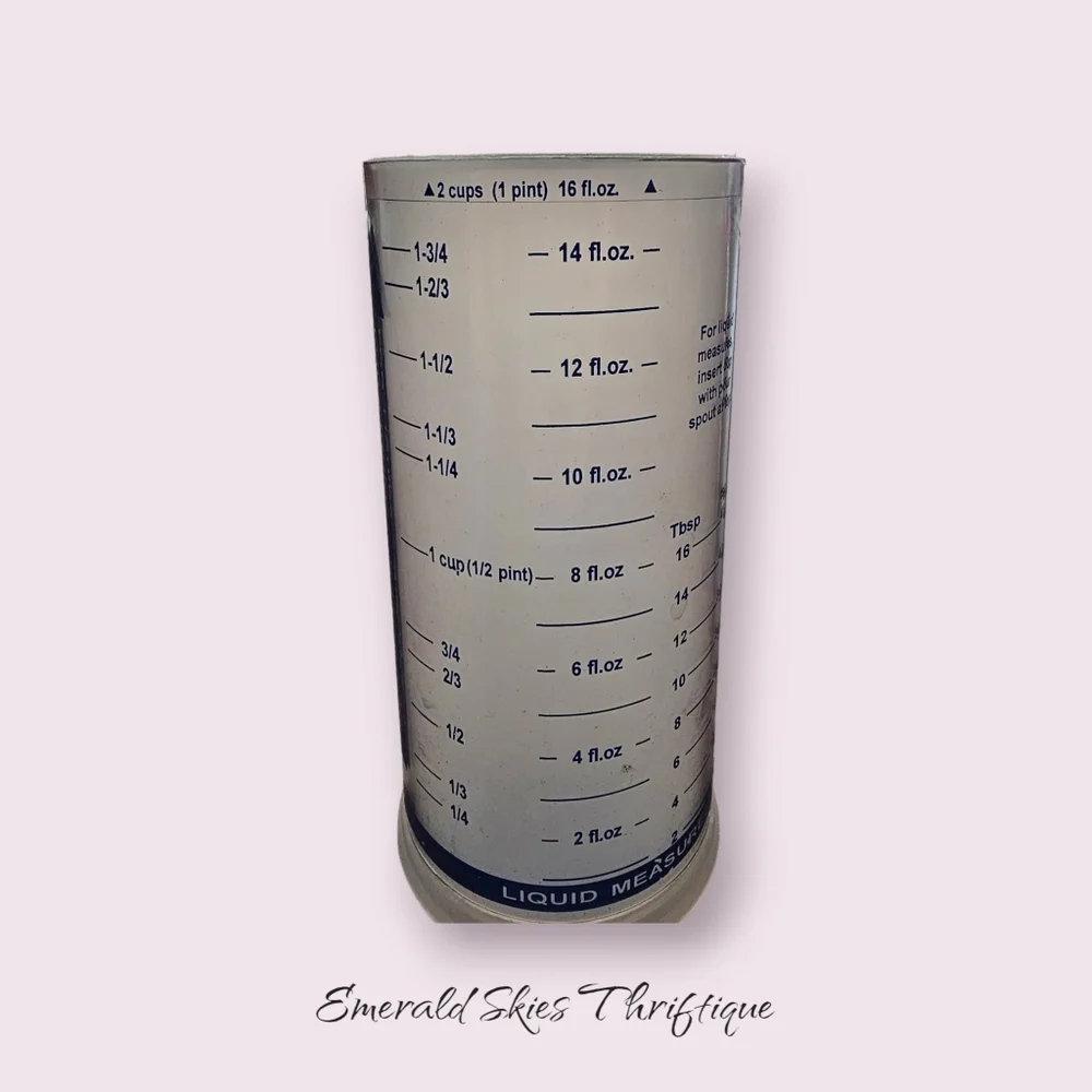 Pampered‎ chef wet and dry measuring cup